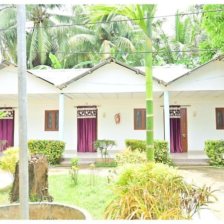 Moon Shine Garden Resort Lakshmanpur Exterior foto