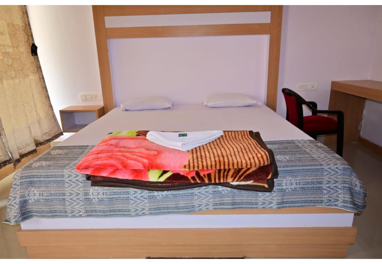 Moon Shine Garden Resort Lakshmanpur Exterior foto